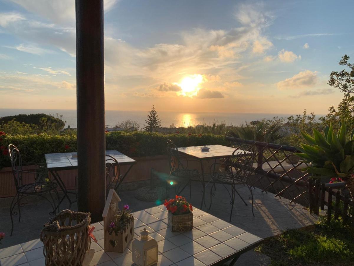 Bed and Breakfast La Terrazzina Sul Tramonto Forio di Ischia Exterior foto