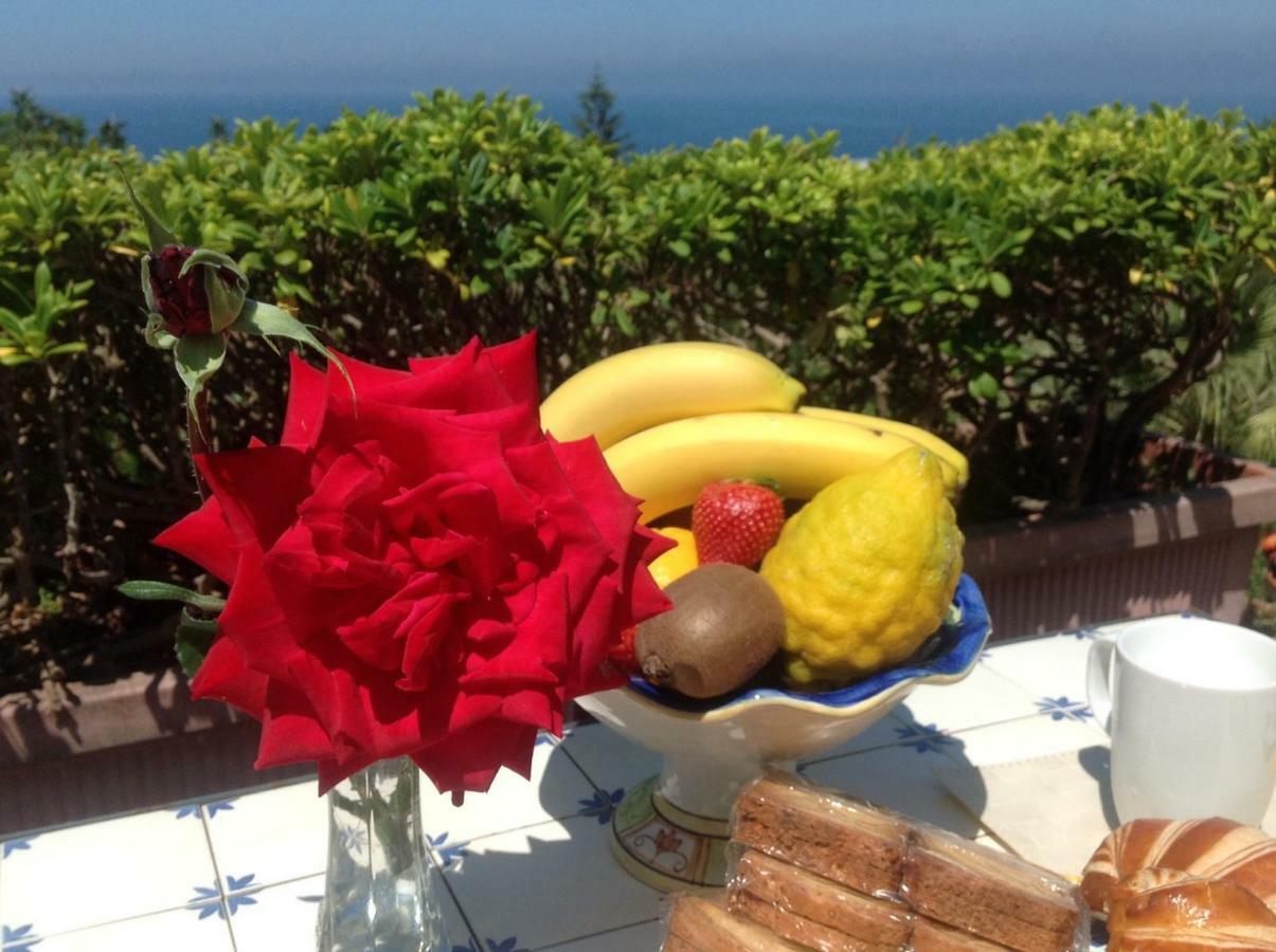 Bed and Breakfast La Terrazzina Sul Tramonto Forio di Ischia Exterior foto