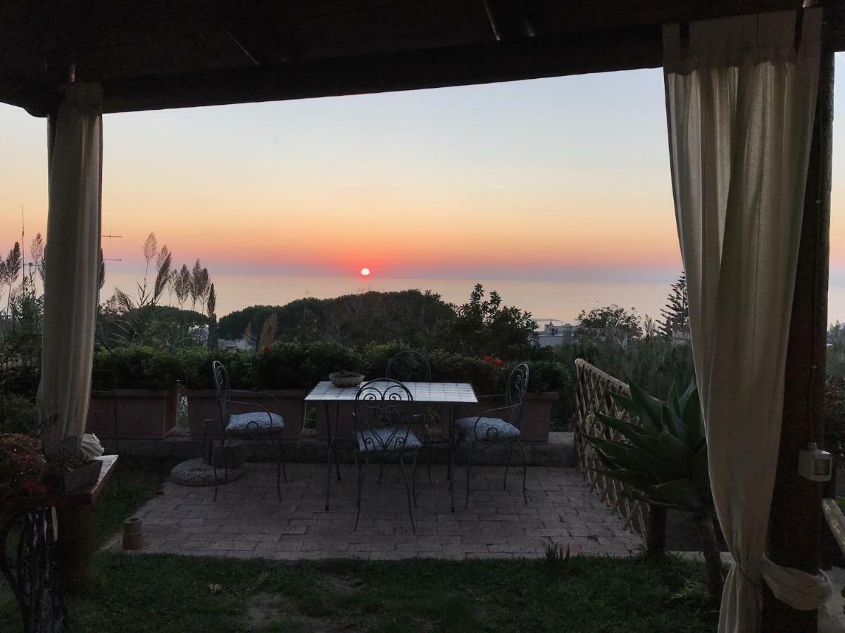 Bed and Breakfast La Terrazzina Sul Tramonto Forio di Ischia Exterior foto